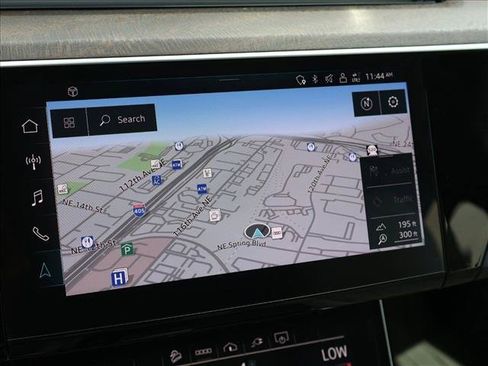 Used 2024 Audi Q8 e-tron Premium Plus w/ Premium Plus Package AWD/4WD image 20