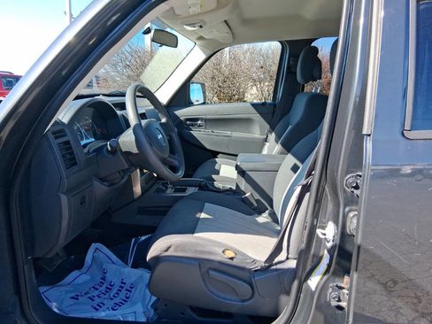 Used 2010 Jeep Liberty Sport w/ Popular Equipment Group image 7