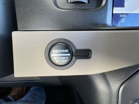 Used 2022 Ford Bronco Wildtrak image 17