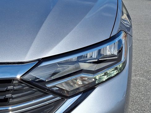 Used 2024 Volkswagen Jetta SE w/ Panoramic Sunroof Package FWD image 10