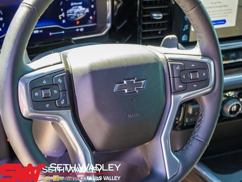 Used 2025 Chevrolet Silverado 1500 RST AWD/4WD image 59