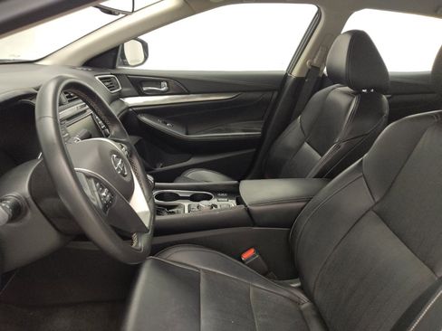 Used 2020 Nissan Maxima 3.5 SV w/ Floor Mat Group FWD image 17