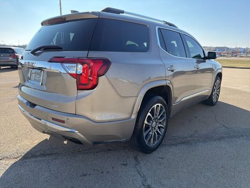 Used 2022 GMC Acadia Denali w/ Denali Ultimate Package image 5