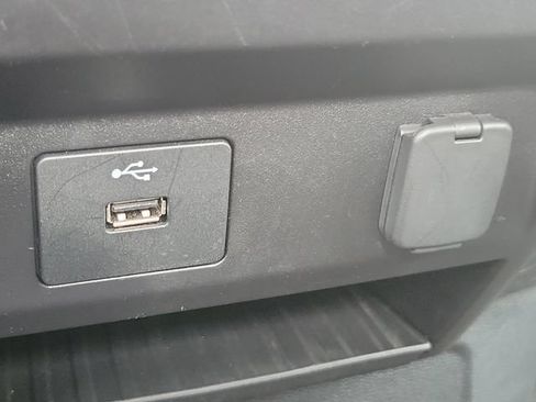 Used 2019 Ford F150 XL w/ Equipment Group 101A Mid AWD/4WD image 30