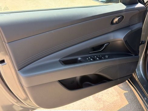 New 2026 Hyundai Elantra SEL Sport FWD image 11