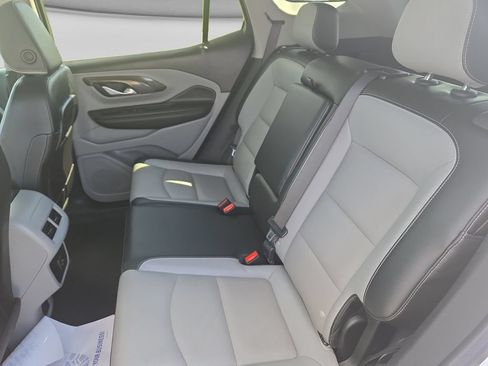 Used 2024 GMC Terrain SLT AWD/4WD image 37