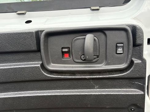 Used 2024 GMC Savana 2500 w/ Driver Convenience Package RWD image 7
