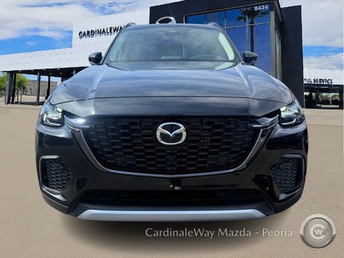 Used 2025 MAZDA CX-70 Plug-In Hybrid w/ Premium Pkg image 11