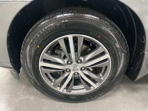Used 2019 INFINITI QX60 Luxe w/ Essential Package AWD/4WD image 32