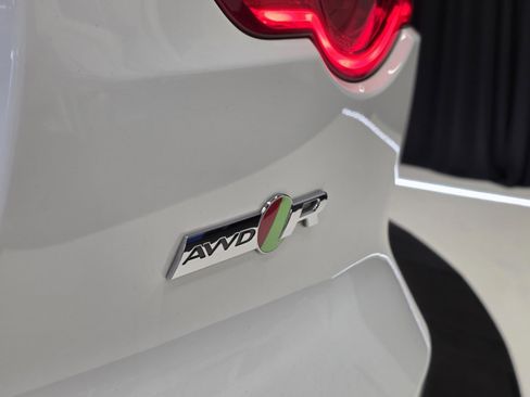 Used 2016 Jaguar F-TYPE R image 54