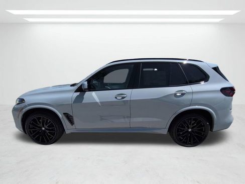 New 2026 BMW X5 xDrive40i w/ M Sport Package AWD/4WD image 7