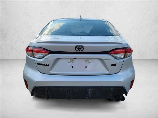 Used 2026 Toyota Corolla SE FWD image 6