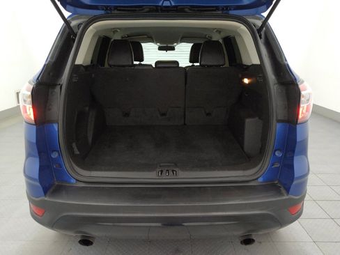 Used 2017 Ford Escape SE w/ SE Sport Appearance Package image 29