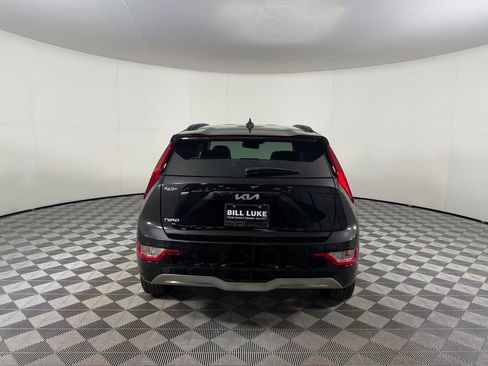 Used 2025 Kia Niro Wind FWD image 9