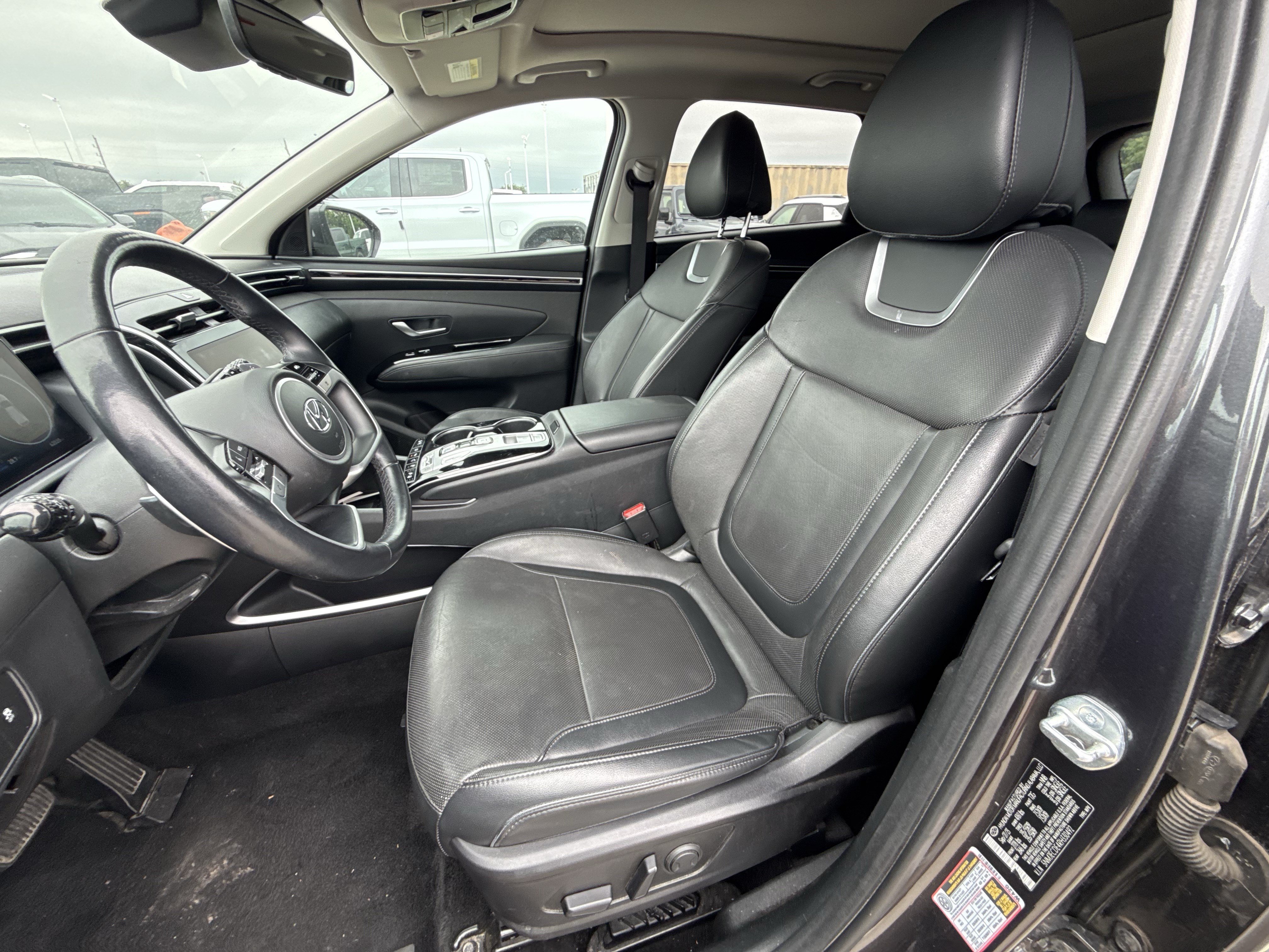 Used 2024 Hyundai Tucson Limited AWD/4WD image 29