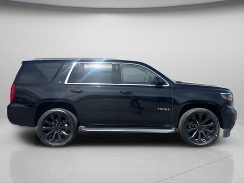 Used 2016 Chevrolet Tahoe LT w/ Luxury Package image 3