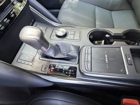 Used 2024 Lexus IS 350 F Sport RWD image 27