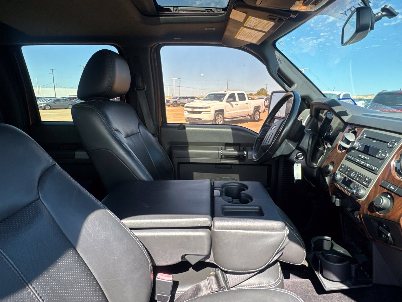 Used 2011 Ford F250 Lariat w/ Lariat Interior Pkg AWD/4WD image 35