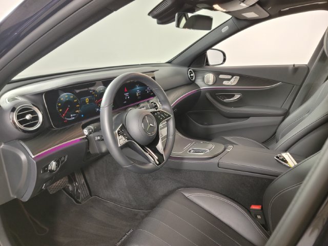 Used 2023 Mercedes-Benz E 350 4MATIC Sedan image 17