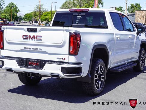 Used 2024 GMC Sierra 1500 AT4 w/ Technology Package AWD/4WD image 27