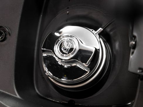 Used 2021 Rolls-Royce Cullinan Black Badge AWD/4WD image 69