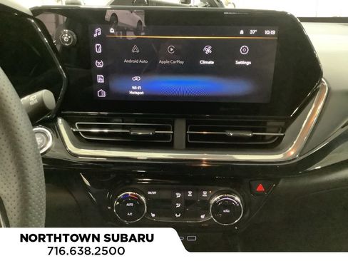 Used 2024 Chevrolet Trax RS image 16