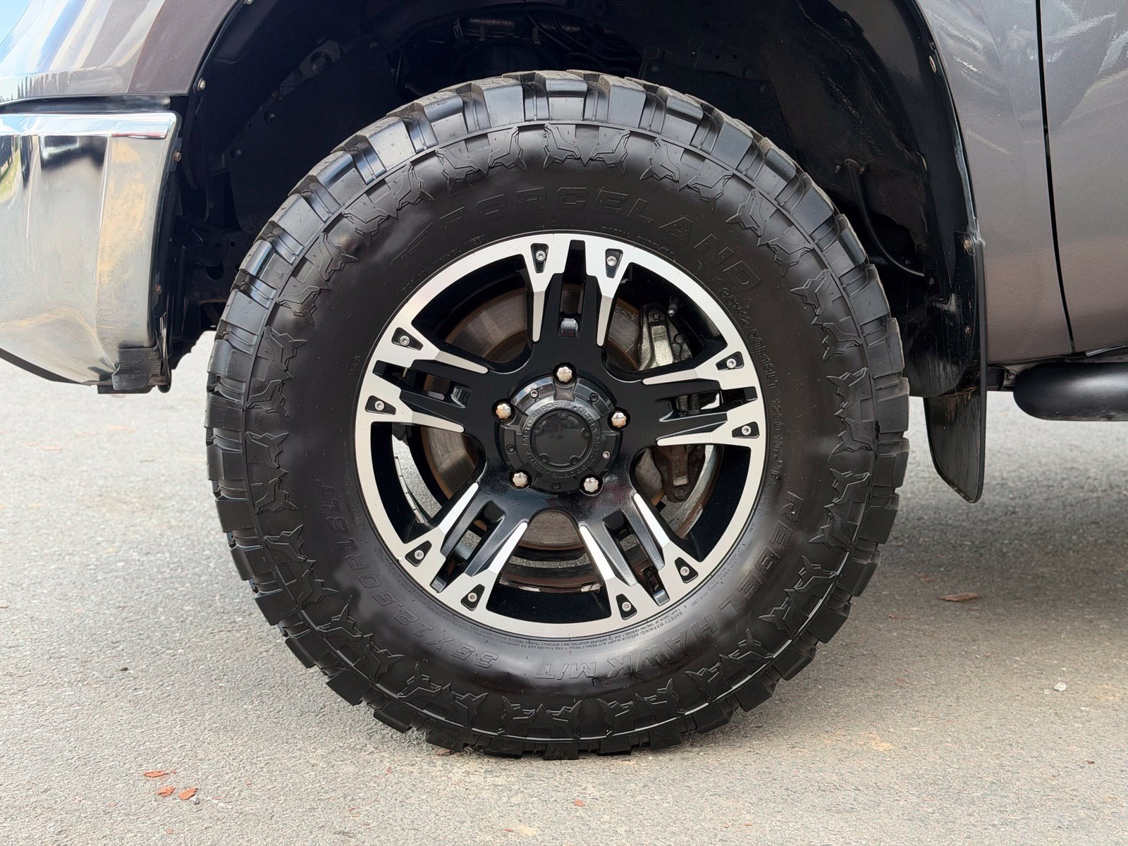 Used 2015 Toyota Tundra SR5 w/ SR5 Upgrade Package RWD image 15
