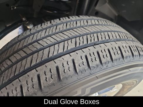 Used 2024 RAM 2500 Big Horn image 25