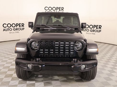 Used 2021 Jeep Wrangler Unlimited Sahara AWD/4WD image 10