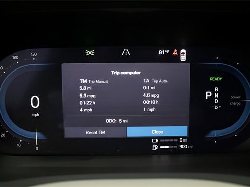 New 2025 Volvo XC90 T8 Plus w/ Protection Package Premier image 18