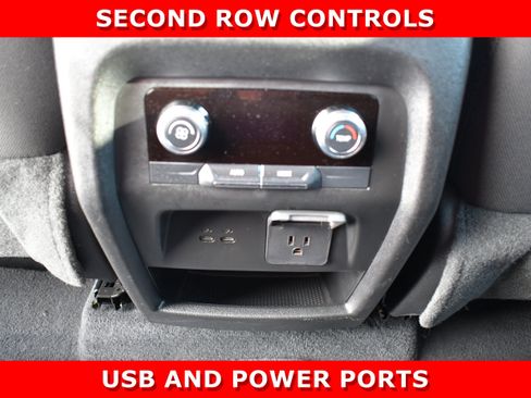 Used 2025 GMC Acadia Elevation image 21