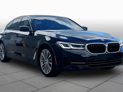 Used 2021 BMW 540i xDrive w/ Premium Package AWD/4WD image 3
