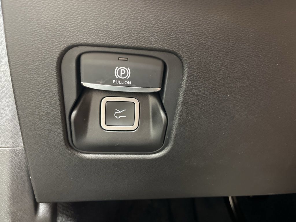 New 2026 Jeep Cherokee Limited AWD/4WD image 12