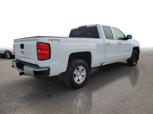 Used 2017 Chevrolet Silverado 1500 LT w/ Trailering Package AWD/4WD image 4
