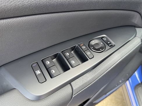 New 2026 Kia Sportage EX w/ EX Panorama Roof Package image 18