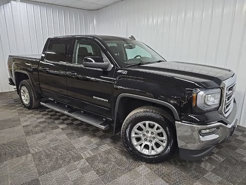 Used 2018 GMC Sierra 1500 SLE w/ SLE Value Package AWD/4WD image 7