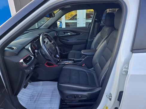Certified 2021 Chevrolet TrailBlazer RS w/ Technology Package image 5