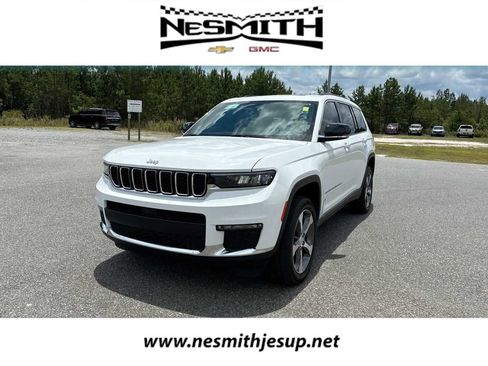Used 2024 Jeep Grand Cherokee L Limited RWD image 1
