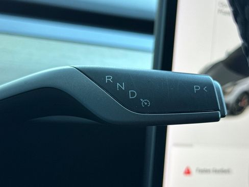 Used 2020 Tesla Model 3 Performance image 26