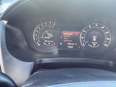 Used 2018 Ford Explorer Platinum image 24