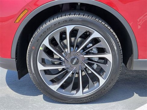 New 2025 Lincoln Aviator Reserve w/ Luxury Package image 11