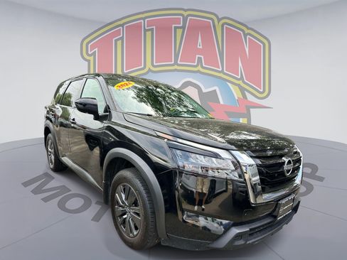 Certified 2024 Nissan Pathfinder S AWD/4WD image 1