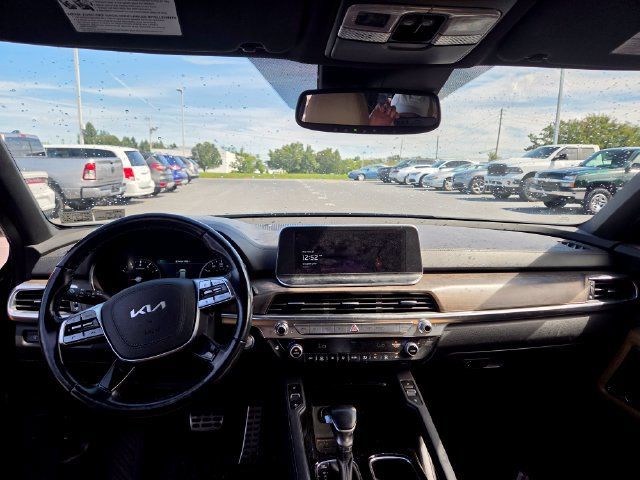 Used 2022 Kia Telluride SX w/ Nightfall Edition Package AWD/4WD image 6