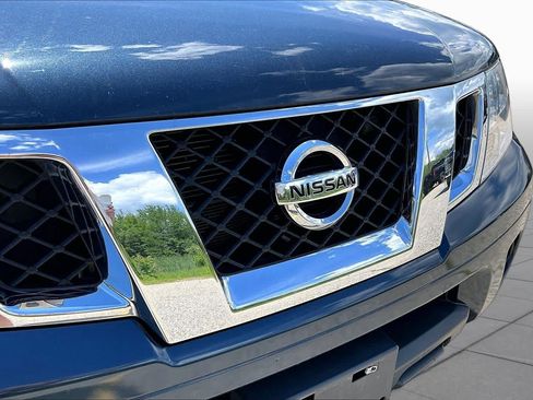 Used 2020 Nissan Frontier SV AWD/4WD image 32