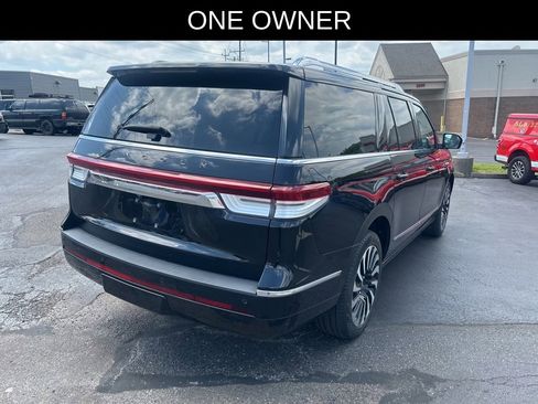 Used 2023 Lincoln Navigator L Black Label AWD/4WD image 4