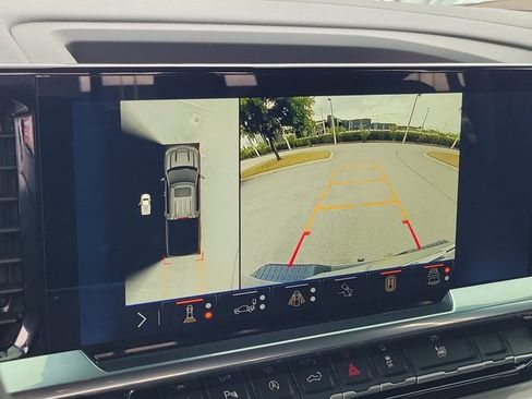 Used 2025 Chevrolet Silverado 1500 High Country w/ High Country Premium Package image 31