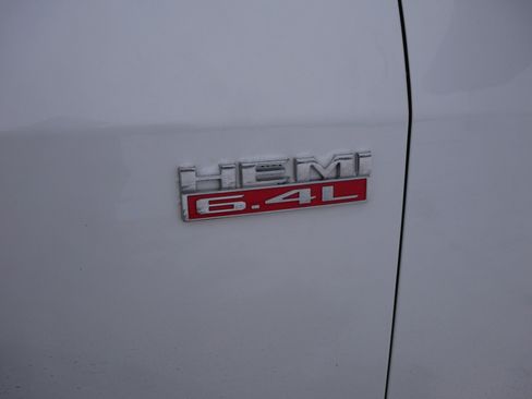 Certified 2021 RAM 3500 Big Horn w/ Level 1 Equipment Group image 17