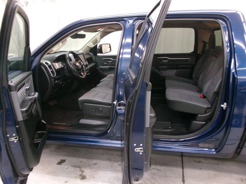 Used 2019 RAM 1500 Big Horn AWD/4WD image 16