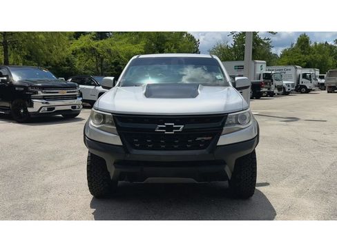 Used 2019 Chevrolet Colorado ZR2 AWD/4WD image 3