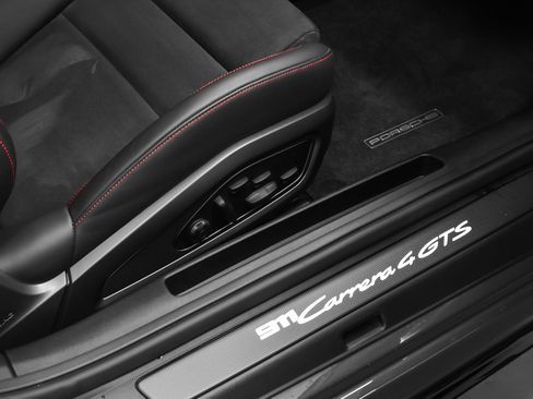 Certified 2022 Porsche 911 Carrera 4 GTS AWD/4WD image 27